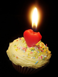 Birthday Cupcake by ananyah.COM